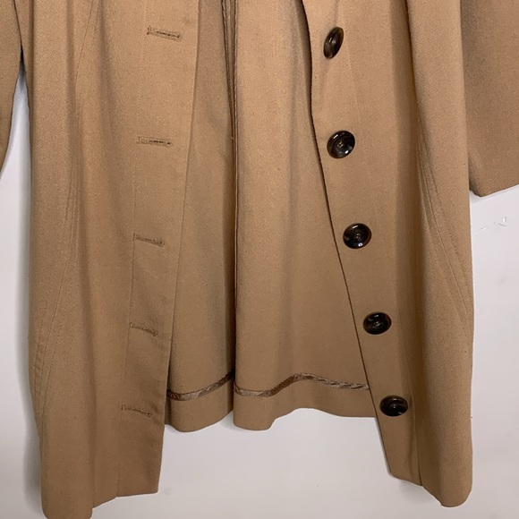 Forever 21 | Tan Large Brown Button Pocket Coat | 3/4 Sleeve Top | Classic Retro - Picture 3 of 8